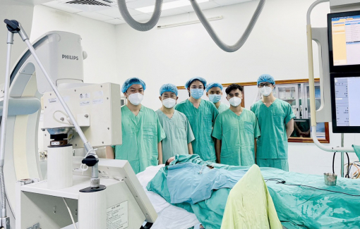 Cứu sống trẻ sơ sinh phình mạch não bẩm sinh hiếm gặp