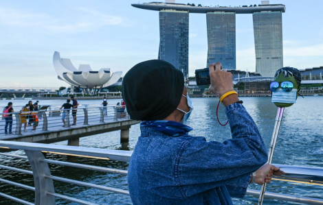 Singapore xóa bỏ quy định mang khẩu trang ngoài trời, mở cửa du lịch như chưa có dịch