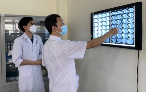 Bé 9 tuổi xẹp phổi sau 2 tuần khỏi COVID-19