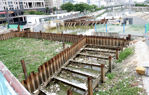 Dự án ngăn triều 10.000 tỷ đồng tắc đến bao giờ?