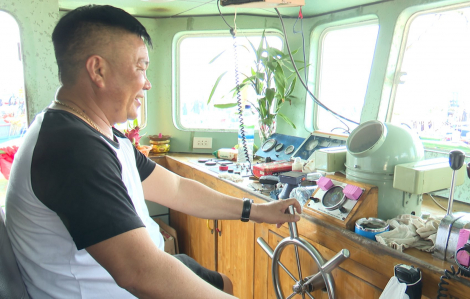 Ngư dân đóng tàu vỏ thép "ngoài" Nghị định 67 ở Quảng Ngãi vẫn ra khơi