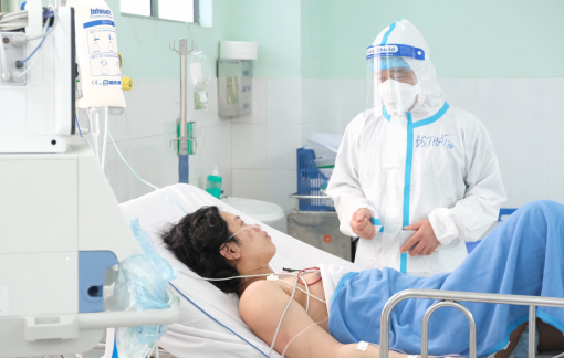 Không nhất thiết phải test COVID-19 thường xuyên cho tất cả trẻ sơ sinh