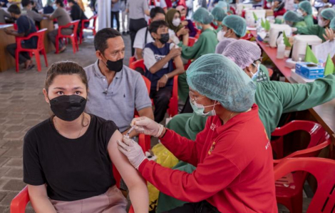 Hơn 19 triệu liều vắc xin COVID-19 tại Indonesia hết hạn sử dụng