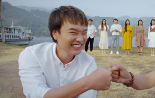 "Lối về miền hoa": Vì sao không “drama” vẫn hot?