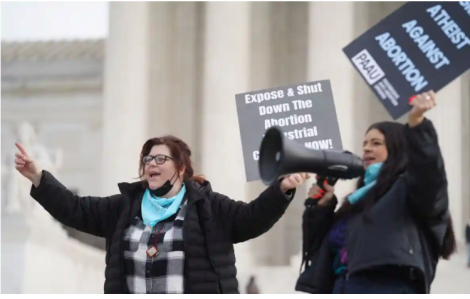 Mỹ: Nhà hoạt động chống phá thai giữ 5 bộ hài cốt thai nhi trong nhà