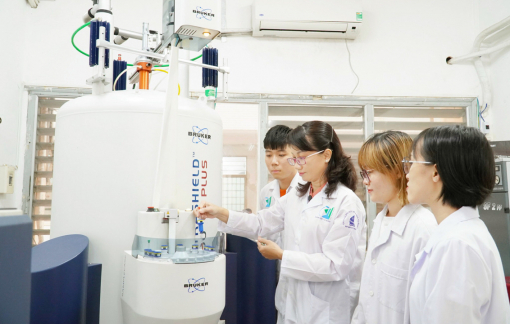 Hai nhà khoa học nữ đạt giải Kovalevskaia: Chọn lựa sự hài hòa giữa gia đình và sự nghiệp