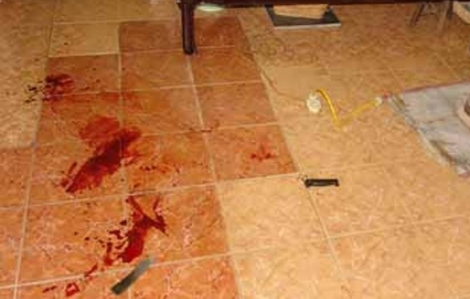 Cà Mau: 3 người trong gia đình tử vong bên cạnh vũng máu