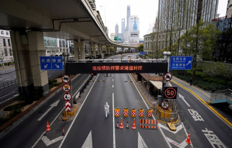 Clip: Thượng Hải vắng lặng những ngày phong tỏa vì dịch COVID-19