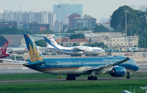 Cục Hàng không đề xuất tăng giá trần vé máy bay