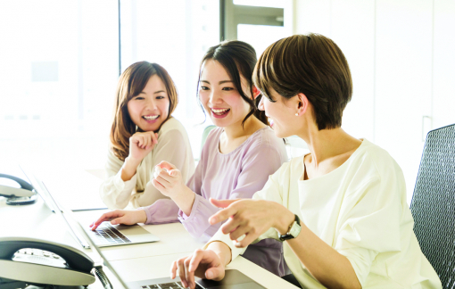 Đồng nghiệp mang chuyện phòng the của vợ chồng tôi ra mua vui