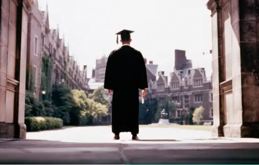 Những tỷ phú không có bằng đại học