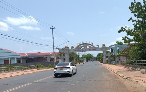 Đắk Lắk: Cảnh cáo chủ tịch xã và cấp phó để nhà xây trái phép tràn lan