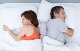 Vợ giận chồng vì thiếu tinh thần win-win trong chuyện ấy