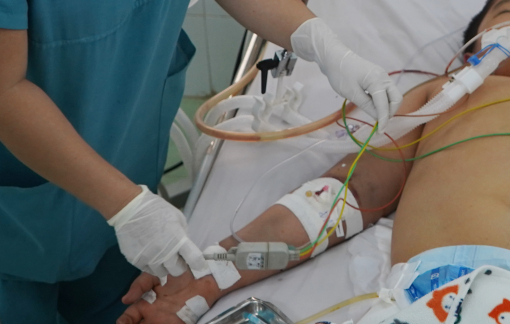 Nhiều trẻ mắc sốt xuất huyết nặng nhập viện, có ca tử vong