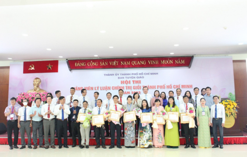 Thí sinh Võ Thị Hậu đoạt giải nhất Hội thi Giảng viên lý luận chính trị giỏi TPHCM 2022