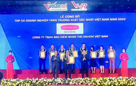 Dai-ichi Life Việt Nam được vinh danh trong “Top 50 Doanh nghiệp tăng trưởng xuất sắc nhất Việt Nam”