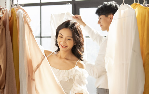 Yêu nhau hơn ba năm, mà người yêu chưa từng tặng món quà nào cho tôi
