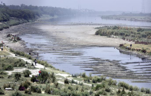 Đợt nắng nóng khủng khiếp thử thách giới hạn của con người tại Ấn Độ và Pakistan