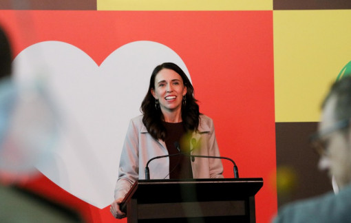 Thủ tướng New Zealand phải cách ly bắt buộc vì COVID-19