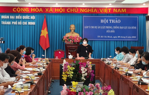 Bảo vệ nạn nhân bạo lực bao gồm phụ nữ, trẻ em và cả nam giới, người có "giới tính thứ 3"