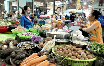 Giá hàng hóa, thực phẩm… tăng mạnh