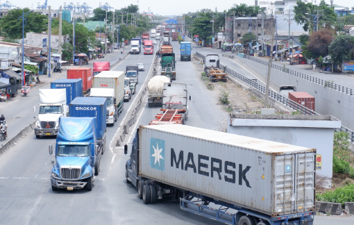 Mới có 45% ô tô tại TPHCM dán thẻ thu phí không dừng