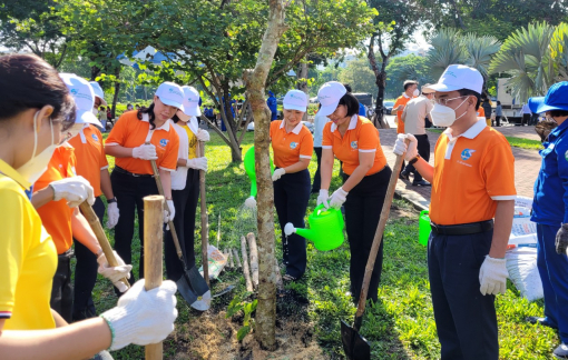 Phát động chương trình "Tết trồng cây đời đời nhớ ơn Bác"