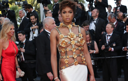 Những bộ cánh mặc như không mặc tại thảm đỏ Cannes 2022