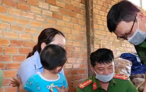 Người phụ nữ nhận chăm sóc bé trai 3 tuổi bị mẹ khai tử lên tiếng