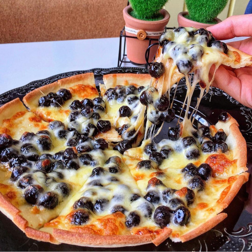 10 loại pizza "độc lạ" khắp thế giới