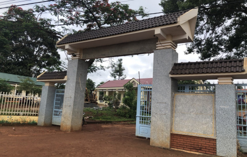 Phó hiệu trưởng nói gì về thông tin clip phản cảm đăng trên mạng xã hội