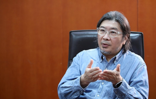 Bác sĩ ghép giác mạc bậc thầy thế giới trở lại Bệnh viện FV