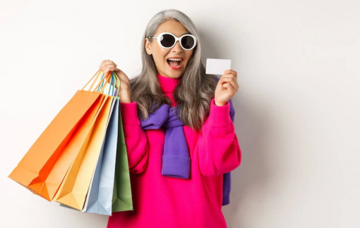 Phía sau cơn nghiện mua sắm của chị, là một nỗi đau không gì bù đắp