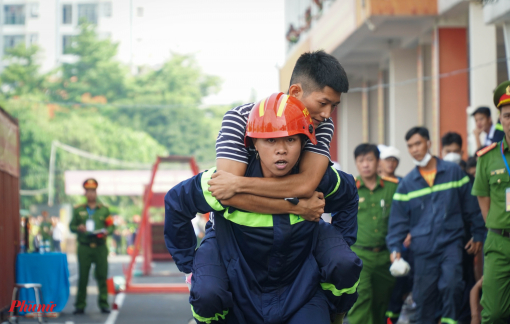 Gần 500 chiến sĩ thể hiện kỹ năng trong hội thi Cứu nạn cứu hộ toàn quốc lần thứ II