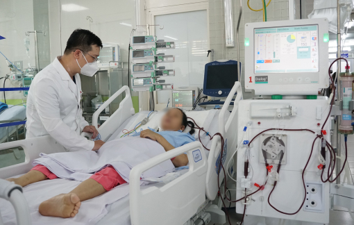 Có thai 5 tháng không biết, thai phụ xuất huyết nguy kịch