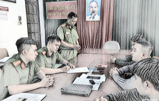 Huế: Tạm giữ đối tượng cho vay nặng lãi 243%/năm