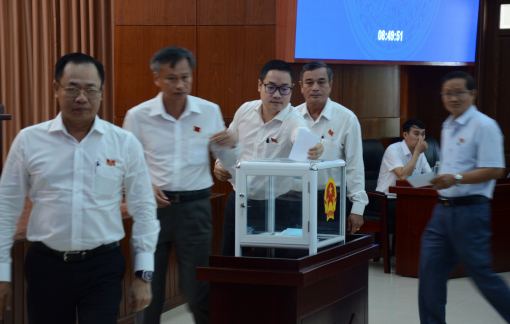 Hội đồng nhân dân TP Đà Nẵng bãi nhiệm ông Lê Minh Trung