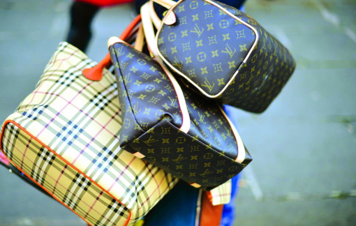 Hàng giả bất khả chiến bại?