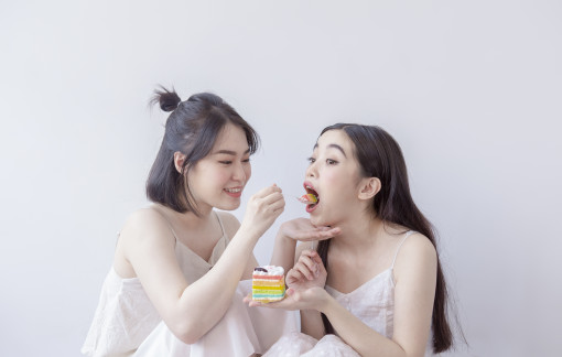 Đang thích con trai, con gái tôi chuyển sang thích bạn đồng giới
