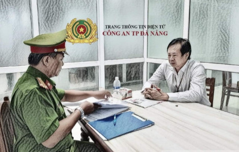 Bắt giám đốc CDC Đà Nẵng và 2 thuộc cấp tội tham ô liên quan vụ Việt Á