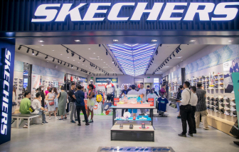 Nhà Skechers đốn tim fan khi vừa khai trương cửa hàng tại Crescent Mall