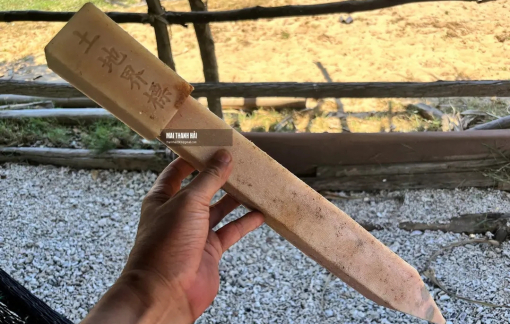 Khánh Hòa thông tin vụ việc liên quan đến cọc nhựa ghi tiếng Trung Quốc