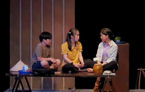 Kịch đời: Hành trình 12 năm vì … "mắc diễn"
