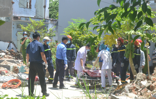 Sập tường nhà ở Nha Trang, 2 người thương vong