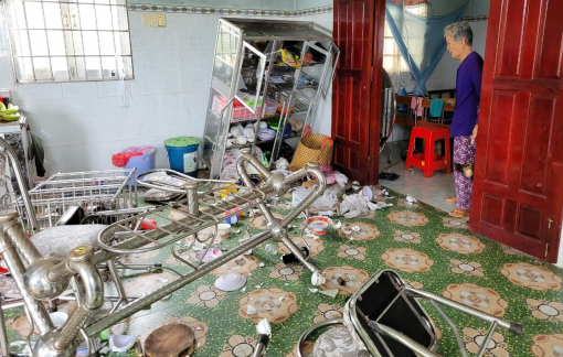 Con vay tín dụng đen, nhà cụ bà 78 tuổi bị côn đồ đập phá tài sản tan nát