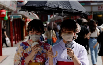 Nhật Bản đối mặt khủng hoảng kép do nắng nóng kỷ lục