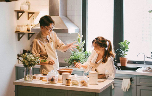 Phụ nữ luôn thiệt thòi khi "góp gạo thổi cơm chung"?