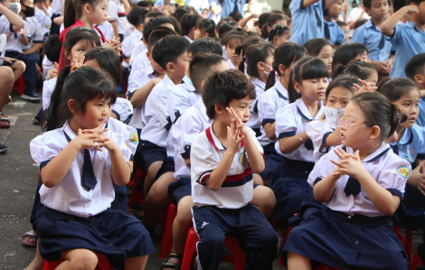 Học sinh TPHCM sẽ được nghe kể chuyện làm theo tấm gương đạo đức Hồ Chí Minh vào mỗi chào cờ đầu tuần