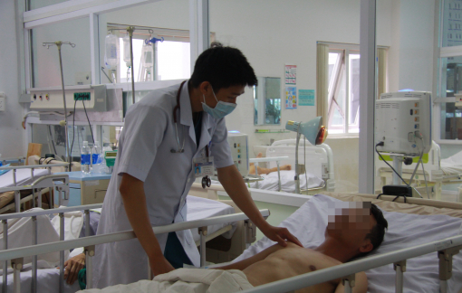 3 người nhập viện sau khi ăn nhộng ve sầu, bác sĩ cảnh báo khẩn