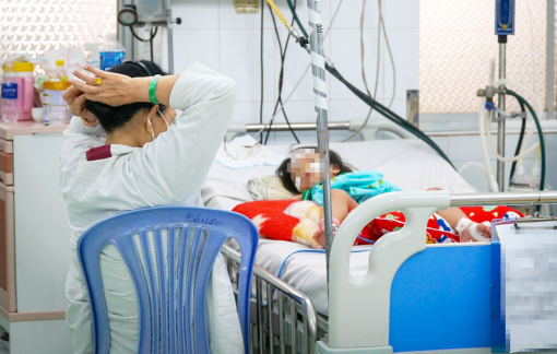 Sốt xuất huyết diễn tiến phức tạp
